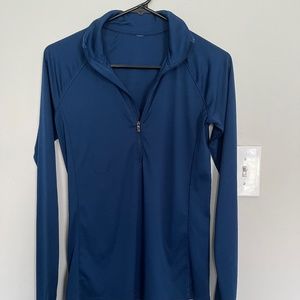 Under Armour quarter zip // womens small